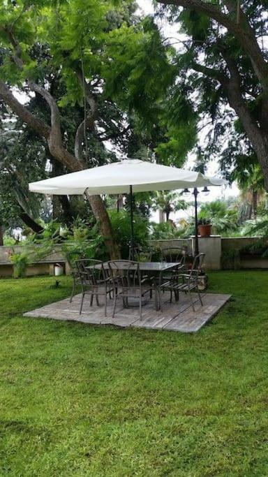 Casetta Jacaranda เจนัว ภายนอก รูปภาพ